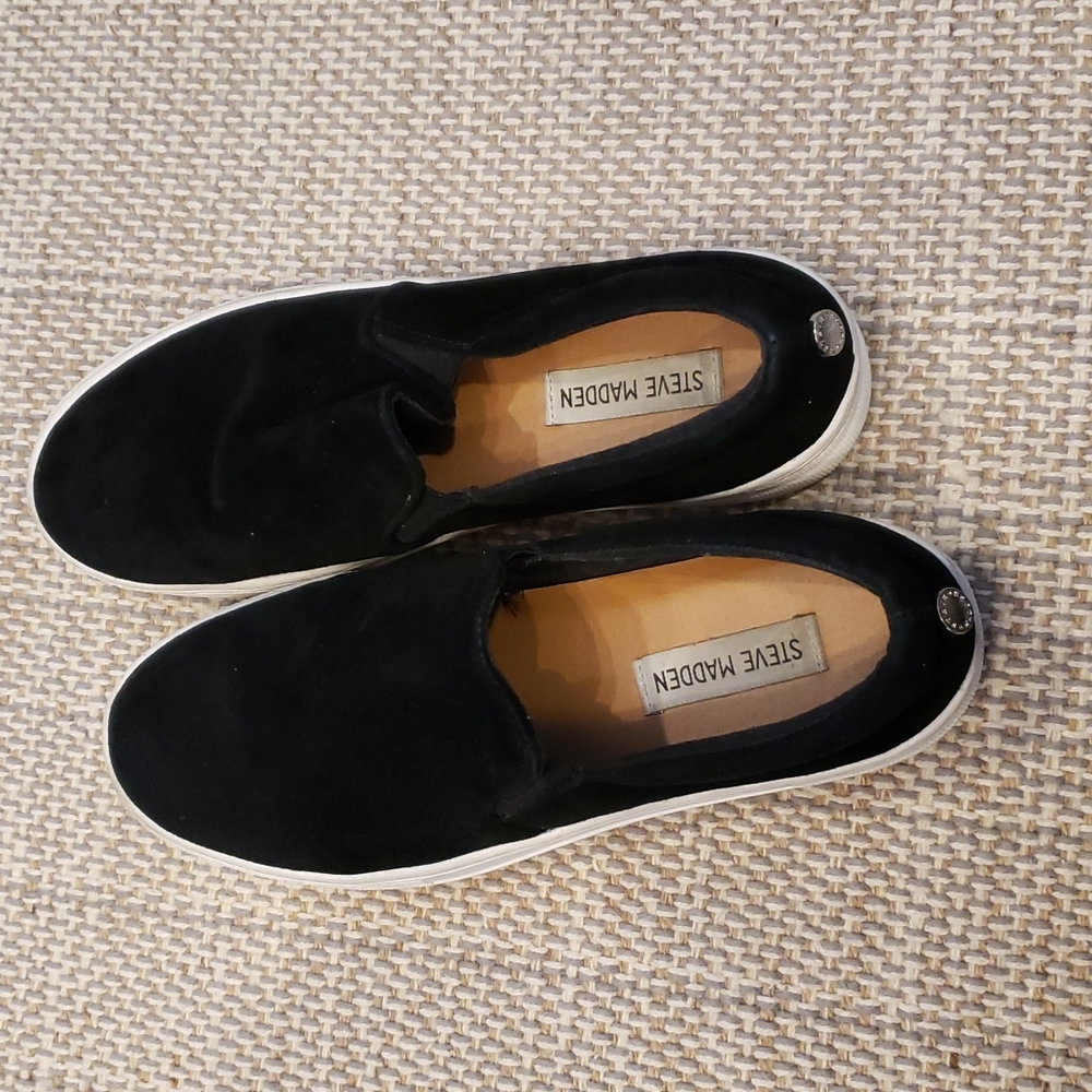 Steve Madden size 7.5 womans black Leather shoes